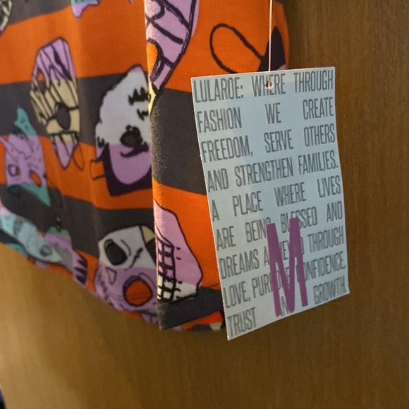 Never worn- tags still attached Medium LulaRoe Randy - Picture 2 of 3